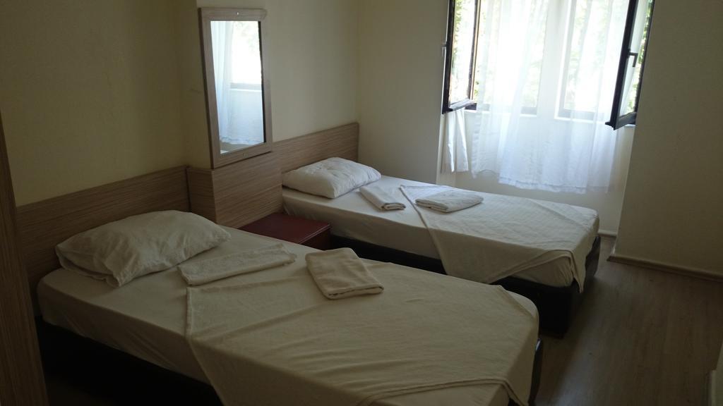 Tunali Apart Hotel Анталия Стая снимка